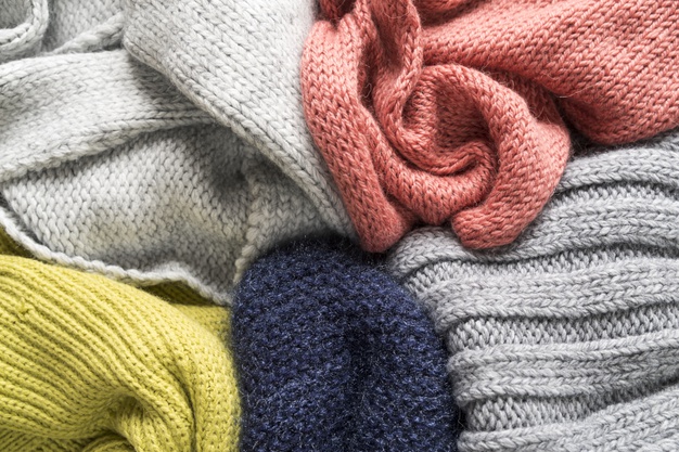 12 chytrých nápadů pro skladování zimního oblečení