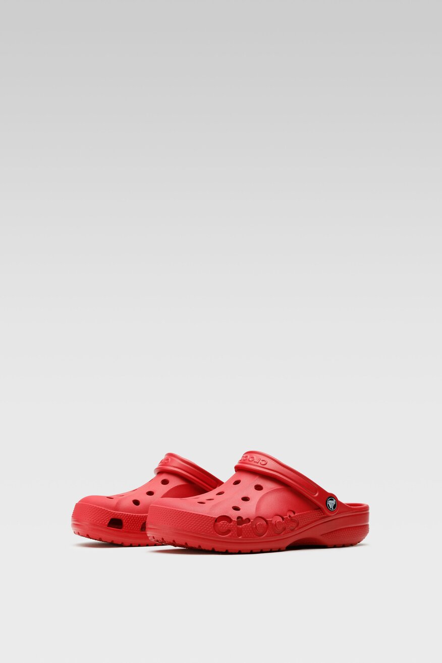 Červené Crocsy