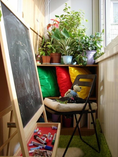 Kreativní využití lodžie na hraní nebo hudbu
