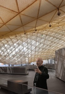 Pařížský Louvre, žije novou architekturou